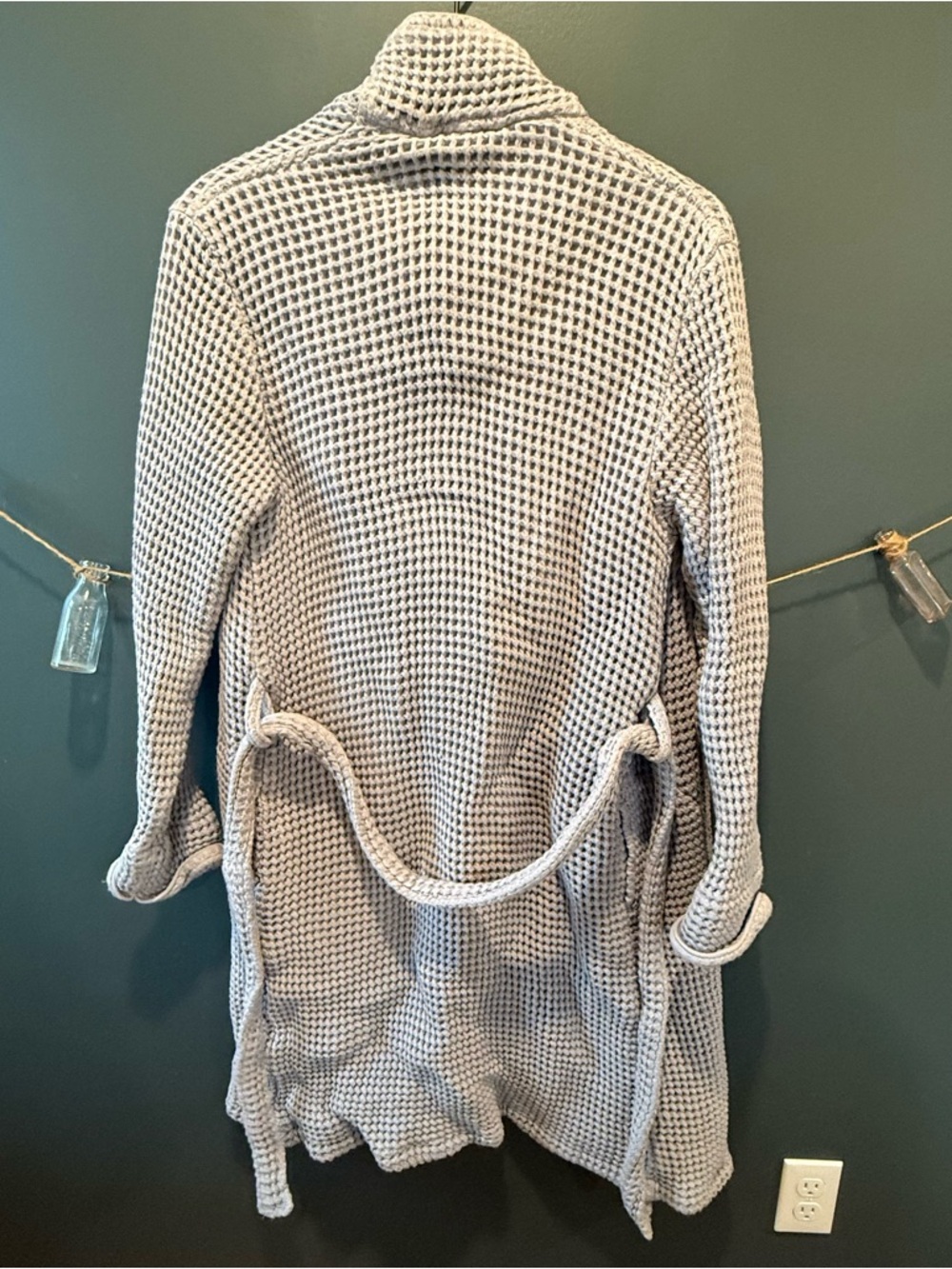 Brooklinen Light Gray Waffle Knit Robe - Picture 3 of 3